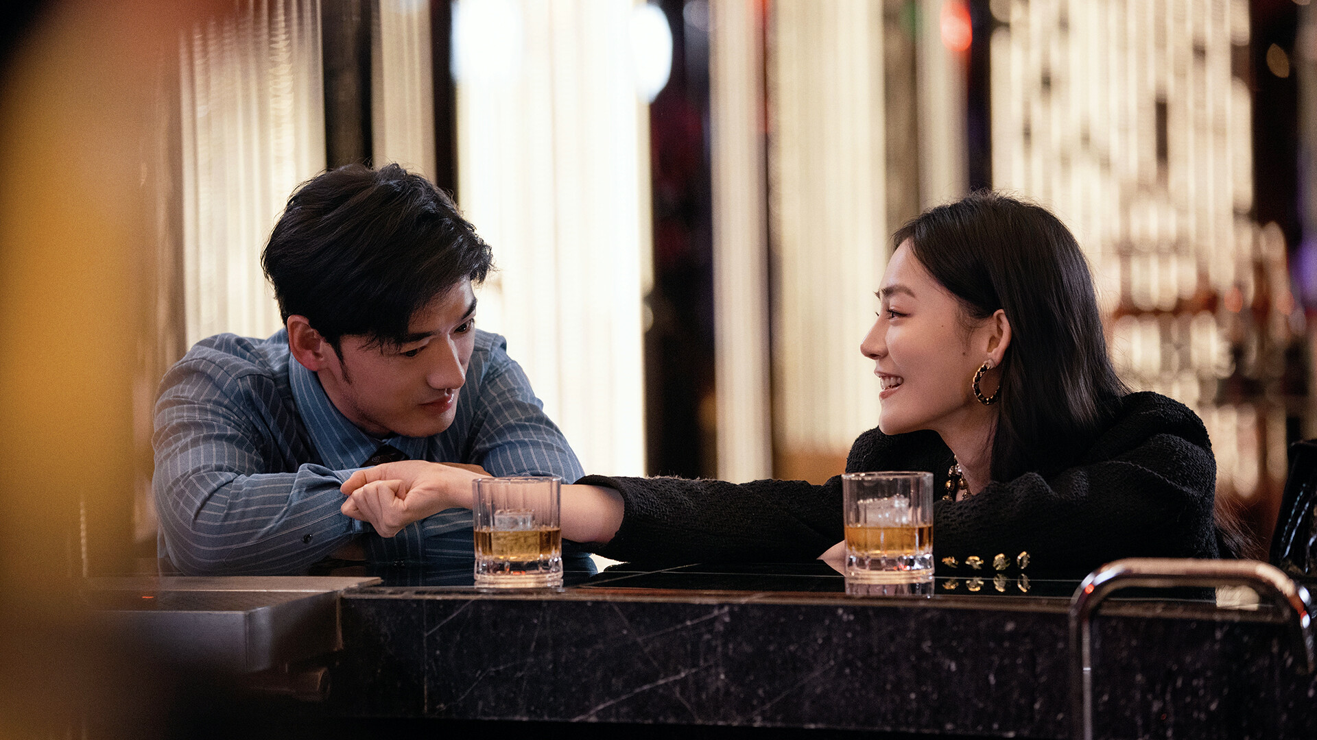 点击查看原图 情感反诈模拟器《捞女游戏》互动游戏学习版